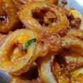 Shabbir Dalal's cooksnap of when they made Onion rings pakora🌰🌰.