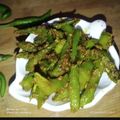 Ritu kumari का कुकस्नैप जब उन्होंने झटपट हरी मिर्च का अचार (Jhatpat hari mirch ka achar recipe in hindi) बनाया था।