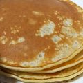 Nosheen Nadeem's cooksnap of when they made Fluffy Pancakes drizzled with honey.
