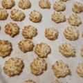 Simonné Nagy Gyöngyi Cooksnap-ja, amikor elkészítette a(z) Kókuszcsók (kókusz makron) receptet.