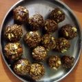Archana Gadhecha's cooksnap of when they made ખજૂર એન્ડ ડ્રાય ફ્રુટ બોલ્સ (Khajoor Dryfruits Balls Recipe In Gujarati).