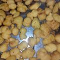 Dhara का कुकस्नैप जब उन्होंने आलू और बेसन की पकौड़ी (aloo aur besan ki pakodi recipe in Hindi) बनाया था।
