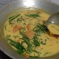 Cooksnap Zul Ampunk semasa beliau membuat Ayam Masak Lemak Cili Api Kangkung Mak Liha.