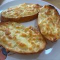 Cooksnap của Bòn Bon khi họ làm theo món Bánh mì phô mai bơ tỏi
