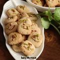 Indu Mathur का कुकस्नैप जब उन्होंने एगलेस रसमलाई कुकीज़ (eggless rasmalai cookies recipe in Hindi) बनाया था।