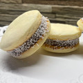 El cooksnap de Leonela Chiesa cuando hizo Alfajores de maicena😋.