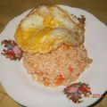 Cooksnap dari anisatur raehan untuk resep Nasi Goreng Sederhana Merah Pedas
