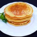 Princess Amrah's cooksnap of when they made Fluffy Pancakes drizzled with honey.