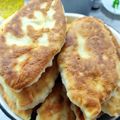 Сooksnap від В гостях у Танюшки Никитиной 🇺🇦, який(а) приготував(ла) Жареные пирожки с картофелем и плавленым сырком на ряженке.