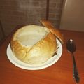 Rózsa Martin Cooksnap-ja, amikor elkészítette a(z) Sajtos hagymakrémleves, gyorsan receptet.