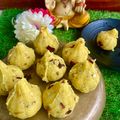 Seema Raghav का कुकस्नैप जब उन्होंने सूजी आम मोदक (Suji aam modak recipe in Hindi) बनाया था।