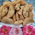 Dr Kavita Kasliwal का कुकस्नैप जब उन्होंने सूजी मावा की गुजिया (Suji mawa ki gujiya recipe in hindi) बनाया था।