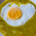 El cooksnap de Nicole Moller / @chefnicolemoller cuando hizo Arvejitas partidas🥣.
