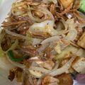 Cooksnap Sarah Othman semasa beliau membuat Kentang goreng ikan bilis cili padi Aummmm.