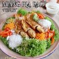 Cooksnap Hani Shaimi semasa beliau membuat Ikan Siakap Miang Pla Plao.