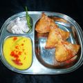 Puja Prabhat Jha का कुकस्नैप जब उन्होंने समोसा (Samosa recipe in Hindi) बनाया था।