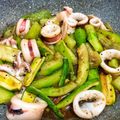 Cooksnap của Nguyễn Hoàng Yến khi họ làm theo món Mực xào mướp