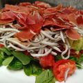 El cooksnap de Hakuna Matata cuando hizo Timbal de ensalada con gulas al ajillo.