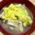 みのりっくす's cooksnap of when they made まるで味噌ラーメン。キャベコーン味噌汁.