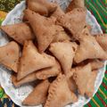 Anupama Maheshwari का कुकस्नैप जब उन्होंने ड्राई मिनी समोसा (Dry mini samosa recipe in hindi) बनाया था।