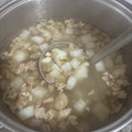 Cooksnap dari Meiliwati Adelaidesta untuk resep Sup Lobak Sapi bening simpel ala Oma ^__^