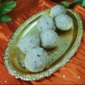 Charusheela Prabhu's cooksnap of when they made रवा लाडू नारळ घालून (rava laddoo naral ghalun recipe in marathi).