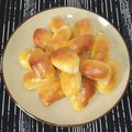 Cooksnap dari henywidi untuk resep Roti Unyil Keju Favorit Papa+anak2 ( Mini Cheesy roll bun) 