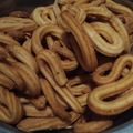 Cooksnap dari yanti untuk resep Kue Akar Kelapa Manis Gurih ekonomis