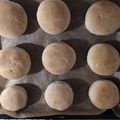 Dalma Varga Cooksnap-ja, amikor elkészítette a(z) Egyszerű, gyors házi zsömle és kifli receptet.