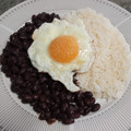 El cooksnap de La Jícara cuando hizo Moros y cristianos (estilo mi abuela).