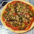 El cooksnap de Gilbert (Aprenent a la vida 📚♻️☯️) cuando hizo Pizza casera de verduras con atún, buenísima!!.