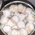 Cooksnap dari asiah untuk resep 90. Putri Salju Enak & Renyah