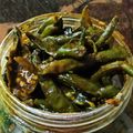 Priya Dwivedi का कुकस्नैप जब उन्होंने राई की मिर्च का आचार (rai ki mirch ka achar recipe in Hindi) बनाया था।
