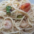 El cooksnap de edu cuando hizo Espaguetis con salsa de gambas, espárragos y tomates cherry.