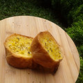 Cooksnap dari Yudiyartanti Indrawan untuk resep Garlic Bread