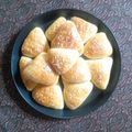 کوک اسنپ علی بعد از امتحان کردن کلوچه خرمایی زابلی.