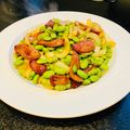 Danielson在童話王國 的 清年菜料理: 洋蔥毛豆炒香腸 cooksnap