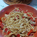 El cooksnap de Marian MRN cuando hizo Tallarines fritos con pimientos y pollo.
