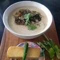 Geetha Srinivasan का कुकस्नैप जब उन्होंने इडली सांबर और नारियल की चटनी (idli sambar aur nariyal ki chutney recipe in Hindi) बनाया था।