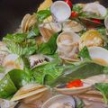 黑嘉麗在家裡尬力 的 塔香蛤蠣 cooksnap