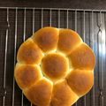 vicky mui 的 Homemade White Bread Wreath-花圈軟嫩白麵包♥!!! cooksnap
