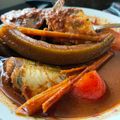 Cooksnap Norida Alias semasa beliau membuat Asam pedas ikan kembung.
