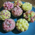 Szabó Buják Márta Cooksnap-ja, amikor elkészítette a(z) Maracujás fehér csokis cupcake receptet.