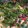 Cooksnap Ain Mohd Kitchen semasa beliau membuat Masak lemak pucuk labu.