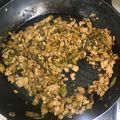企鵝好愛煮 的 辣炒酸菜肉末 cooksnap