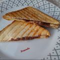 Cooksnap από 𝒳𝓇𝓊𝓈𝑜𝓊𝓁𝒶 𝒦𝑜𝓃𝓉𝑜𝓅𝑜𝓊𝓁𝑜𝓊 στη συνταγή Τοστ με μερέντα!!!!