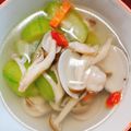 庭秀 的 蛤蜊絲瓜菇菇湯(簡單料理) cooksnap