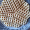 Cooksnap από katerina στη συνταγή Συνταγή για βάφλες και μίνι ντόνατς!!
