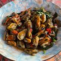 รูป Cooksnap ของ Oil Natphimol P เมื่อเขาทำ หอยแมลงภู่ผัดโหระพา