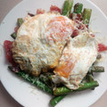 El cooksnap de Pepe López cuando hizo Espárragos verdes con jamón+queso+huevo.